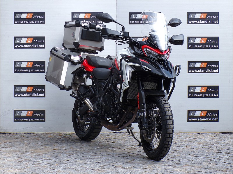 BENELLI TRK 702X